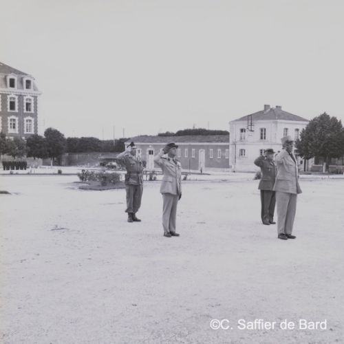 cérémonie militaire au Quartier Bossut boulevard Liédot à AngoulêmeC