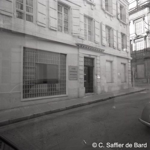 Façade de la Caisse chirurgicale.