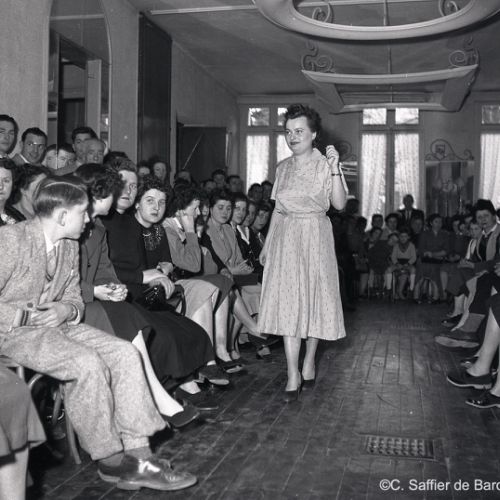 Défilé de mode à l'Hôtel de France.