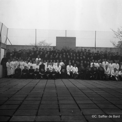 n décembre, la seule photo retrouvée est celle de l'usine Flamand qui fête la Saint-Eloi qui est jointe au mois de Novembre.