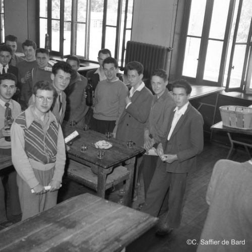 Remise des prix et départ des promotions du collège et de l'école technique de Sillac.