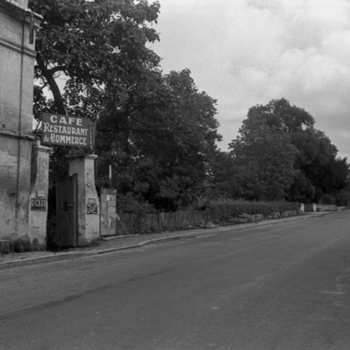 La route de Paris au Gond.