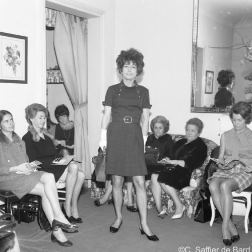 Présentation de couture chez Vendôme Couture rue Marengo.