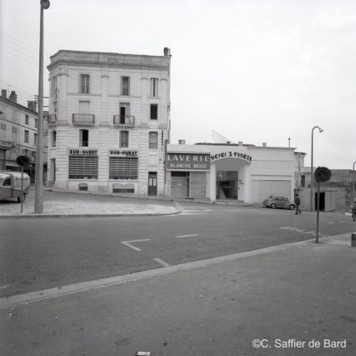 L'hôtel des Trois Piliers.