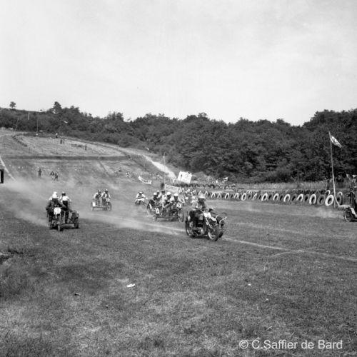 Motocross et Sidecar Cross au circuit des Séverins à La Couronne,