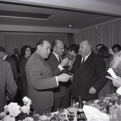 Inauguration officielle du magasin de meubles Lévitan.