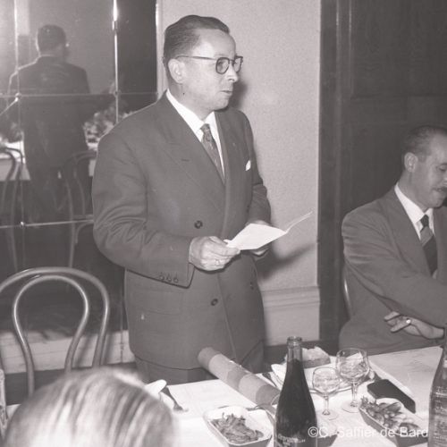 Changement de direction au Rotary.